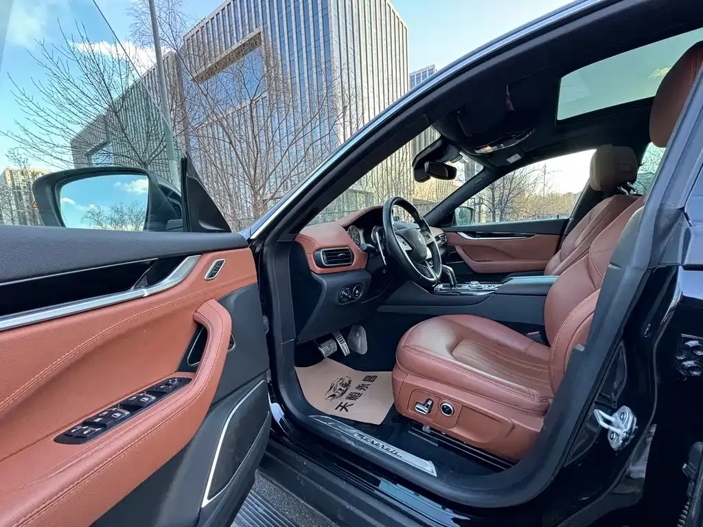 Maserati Levante 2022 из CN, фото 7