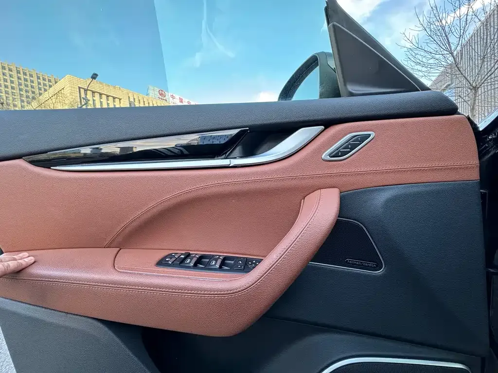 Maserati Levante 2022 из CN, фото 4