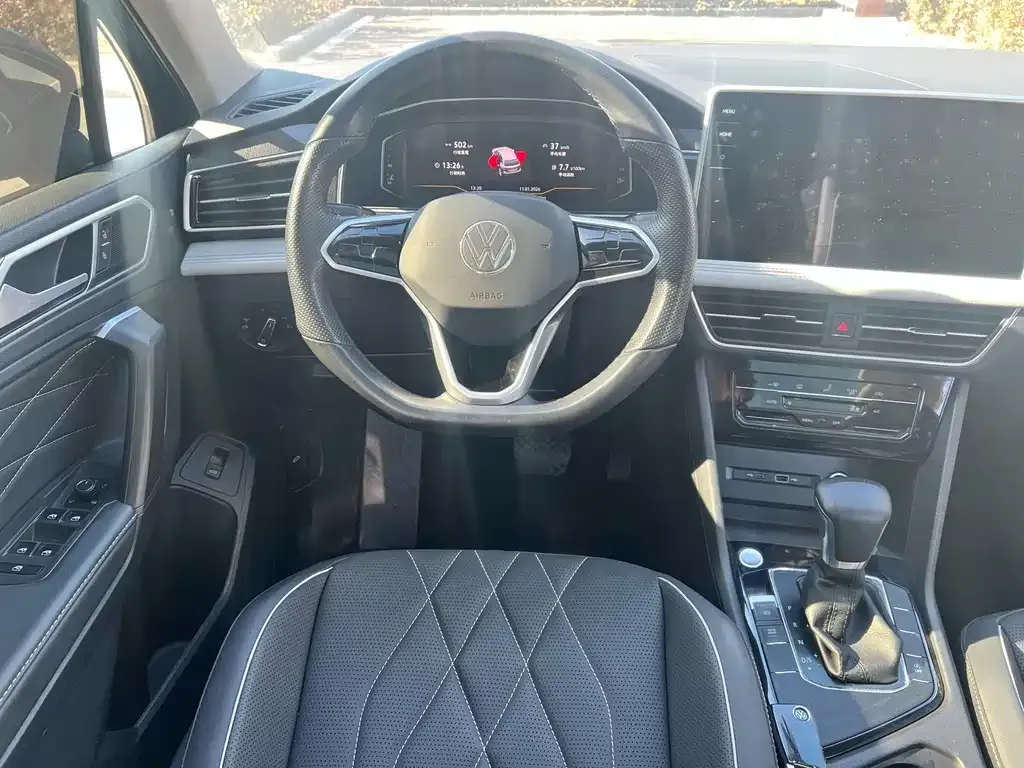 Volkswagen Tiguan L 2022 из CN, фото 8