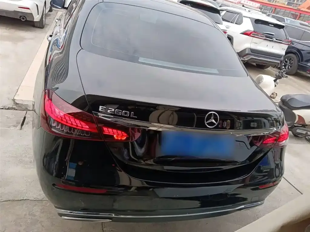 Mercedes-Benz E-Class 2022 из CN, фото 4