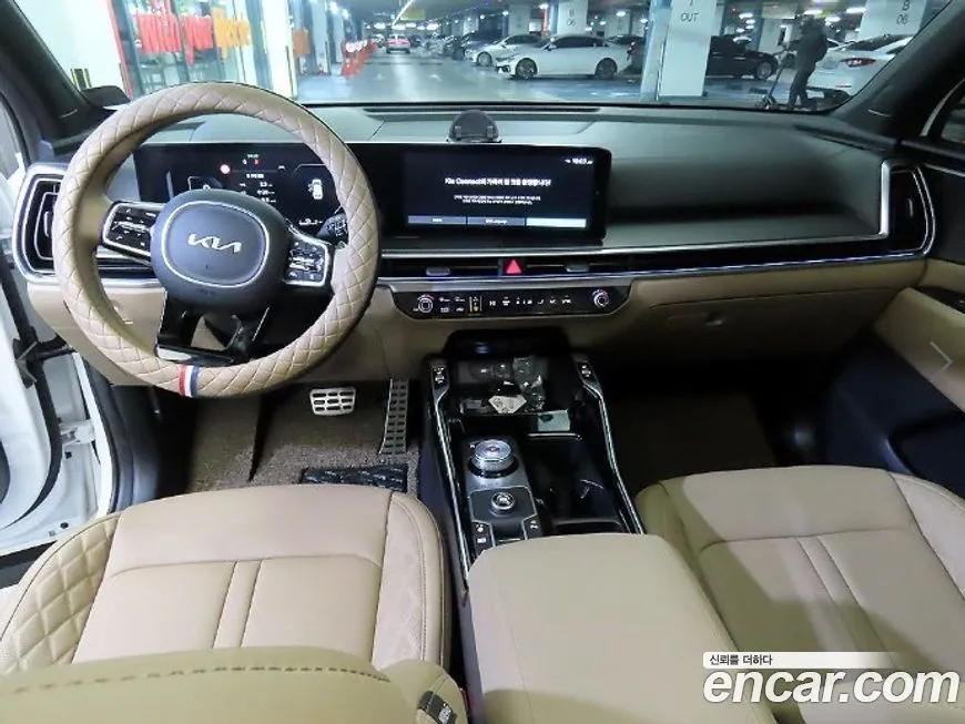 Kia Sorento — фото 10