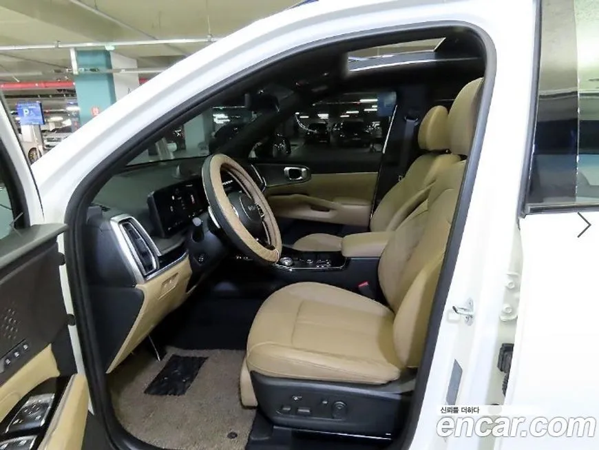 Kia Sorento — фото 7