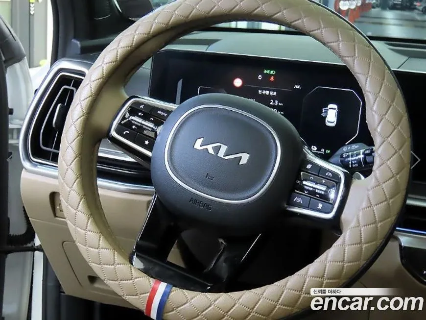 Kia Sorento — фото 9