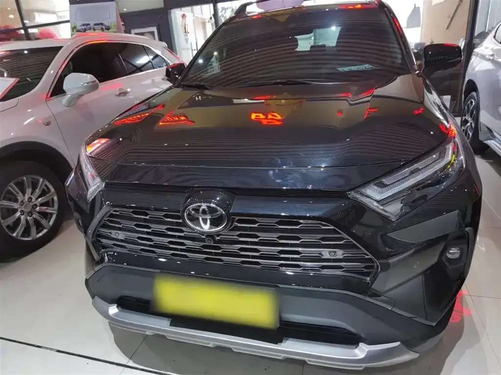 Toyota RAV4 2025 из CN, фото 3