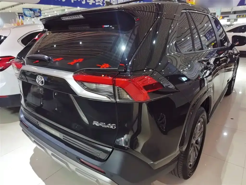 Toyota RAV4 2025 из CN, фото 7