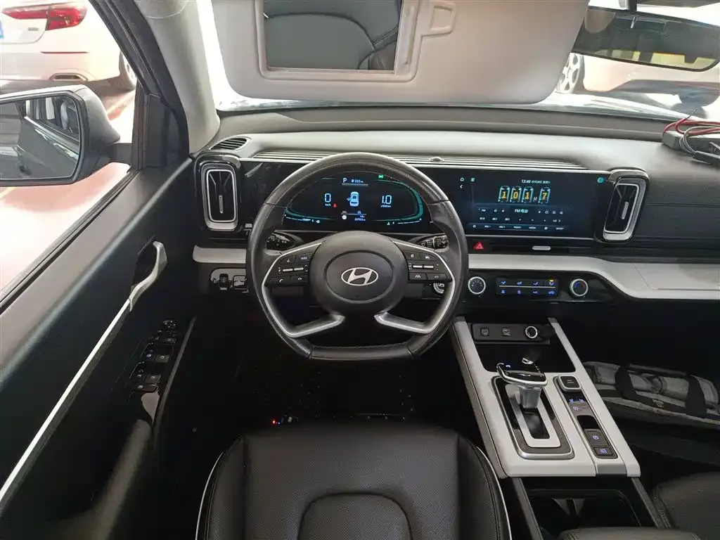 Hyundai ix35 2023 из CN, фото 4