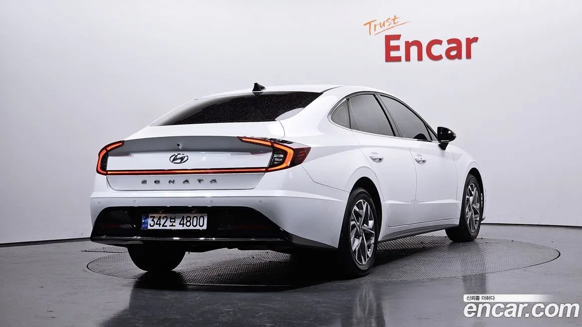 Hyundai Sonata 2022 из KR, фото 2