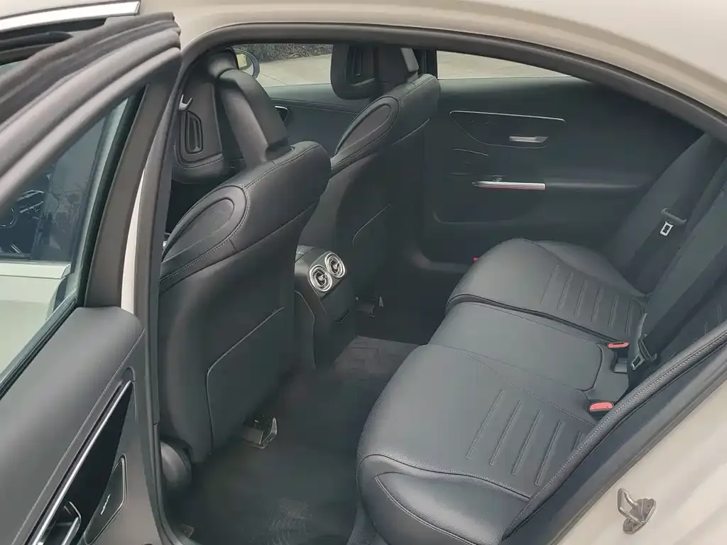 Mercedes-Benz C-Class 2022 из CN, фото 2