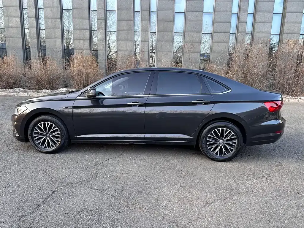 Volkswagen Sagitar 2021 из CN, фото 2