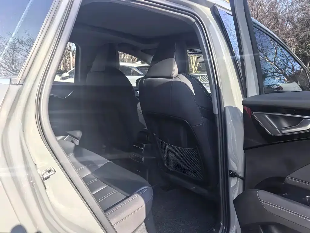 Audi Q4 e-tron 2023 из CN, фото 10