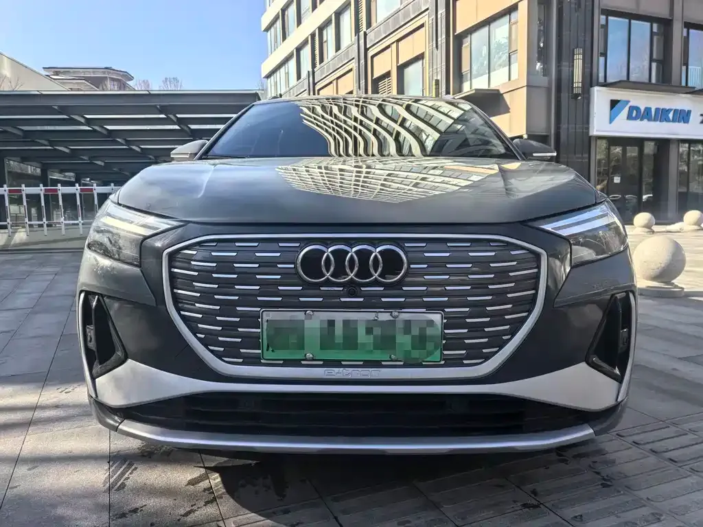 Audi Q4 e-tron 2023 из CN, фото 2
