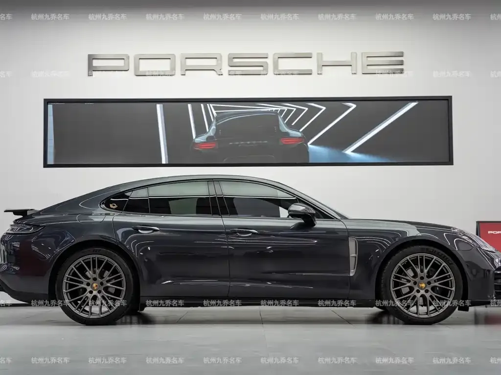 Porsche Panamera 2023 из CN, фото 3