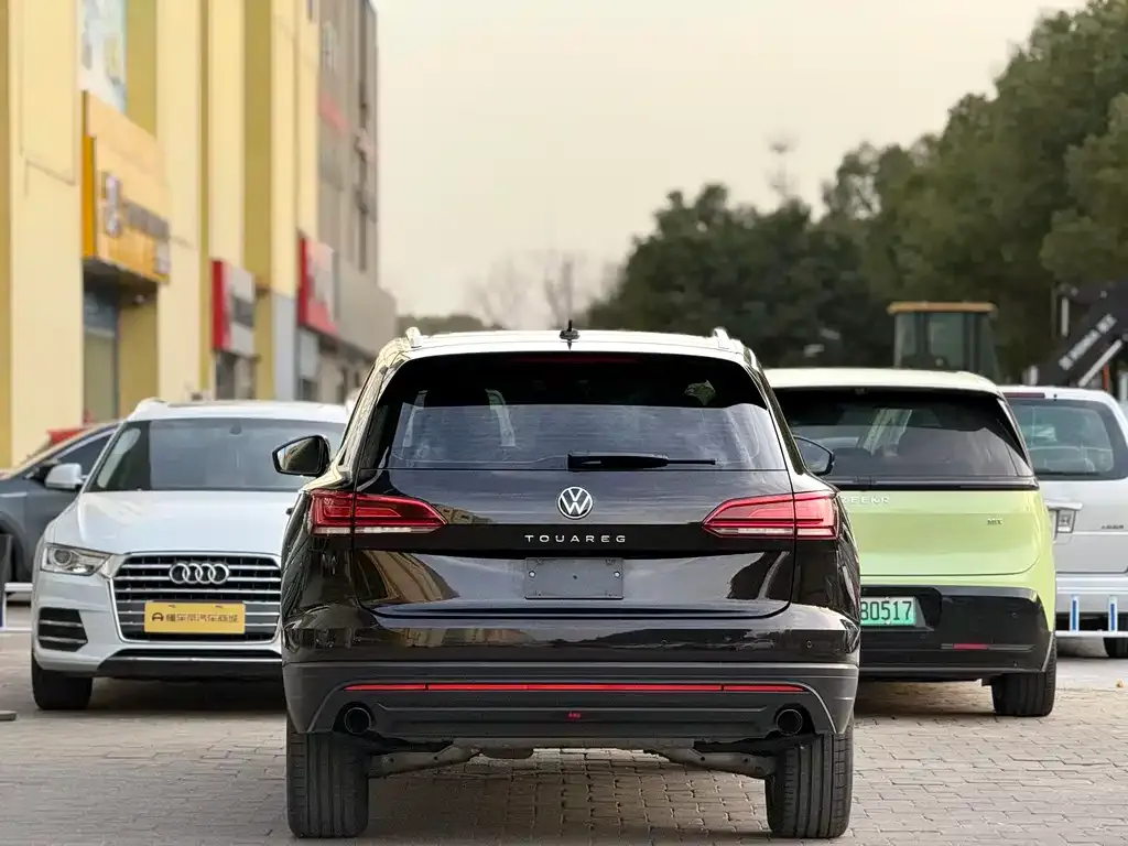 Volkswagen Touareg 2023 из CN, фото 4