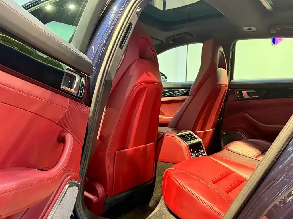 Porsche Panamera Hybrid 2022 из CN, фото 7