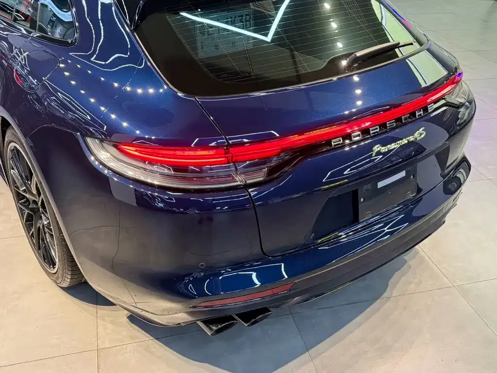 Porsche Panamera Hybrid 2022 из CN, фото 8