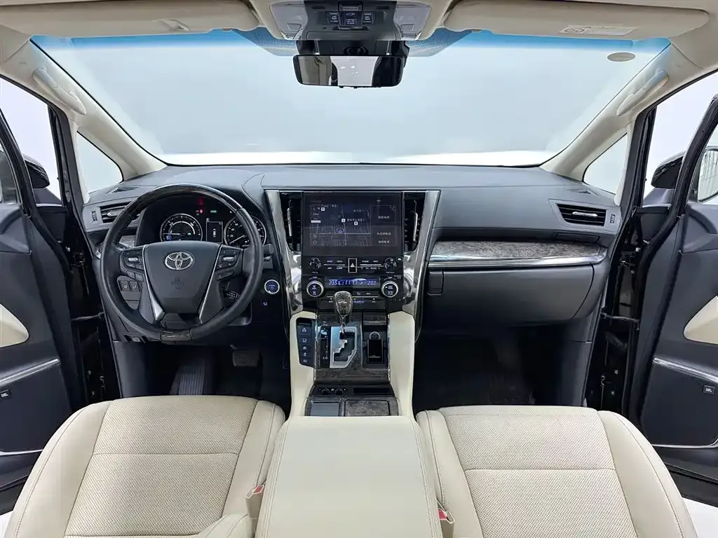 Toyota Alphard 2024 из CN, фото 10
