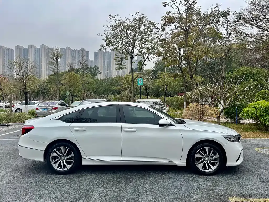 Honda Inspire 2021 из CN, фото 8