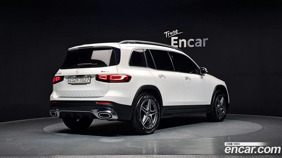 Mercedes-Benz GLB-Class — фото 2