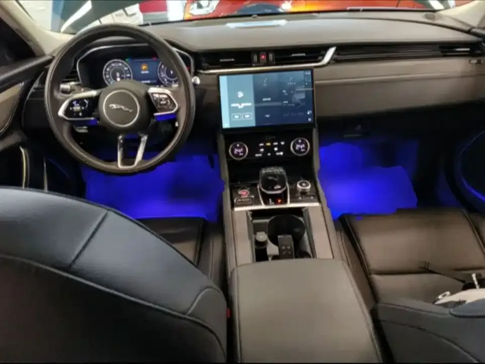Jaguar XFL 2022 из CN, фото 9