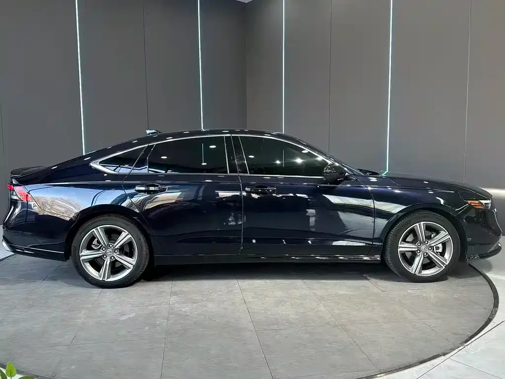 Honda Accord New Energy 2023 из CN, фото 10