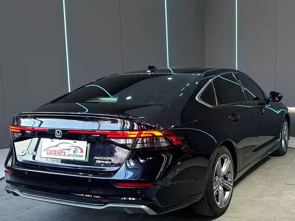Honda Accord New Energy 2023 из CN, фото 8