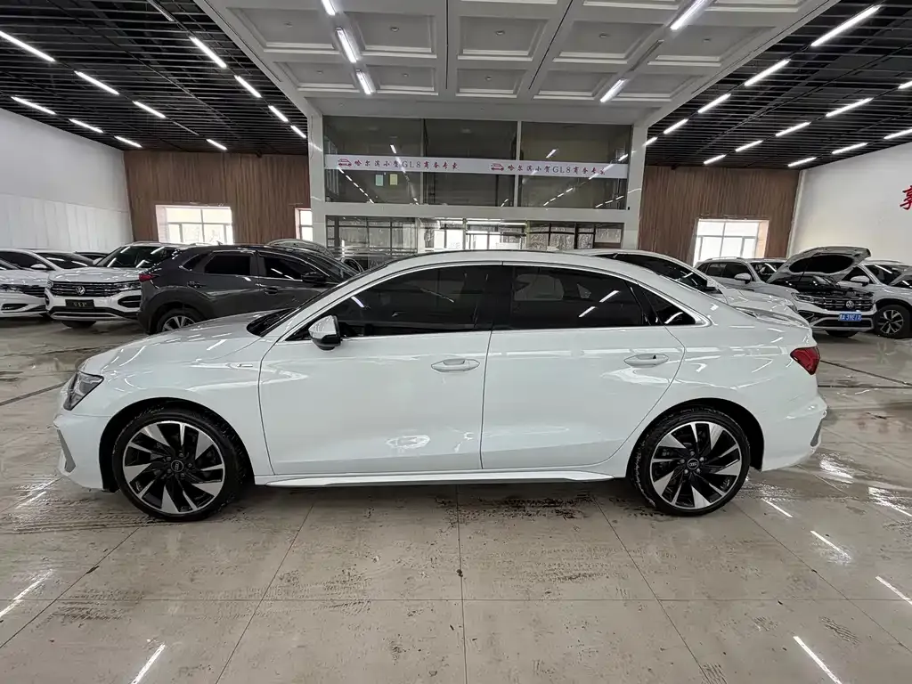 Audi A3 2022 из CN, фото 3
