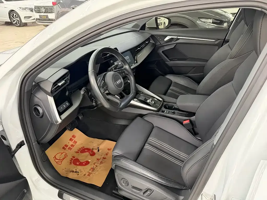 Audi A3 2022 из CN, фото 10