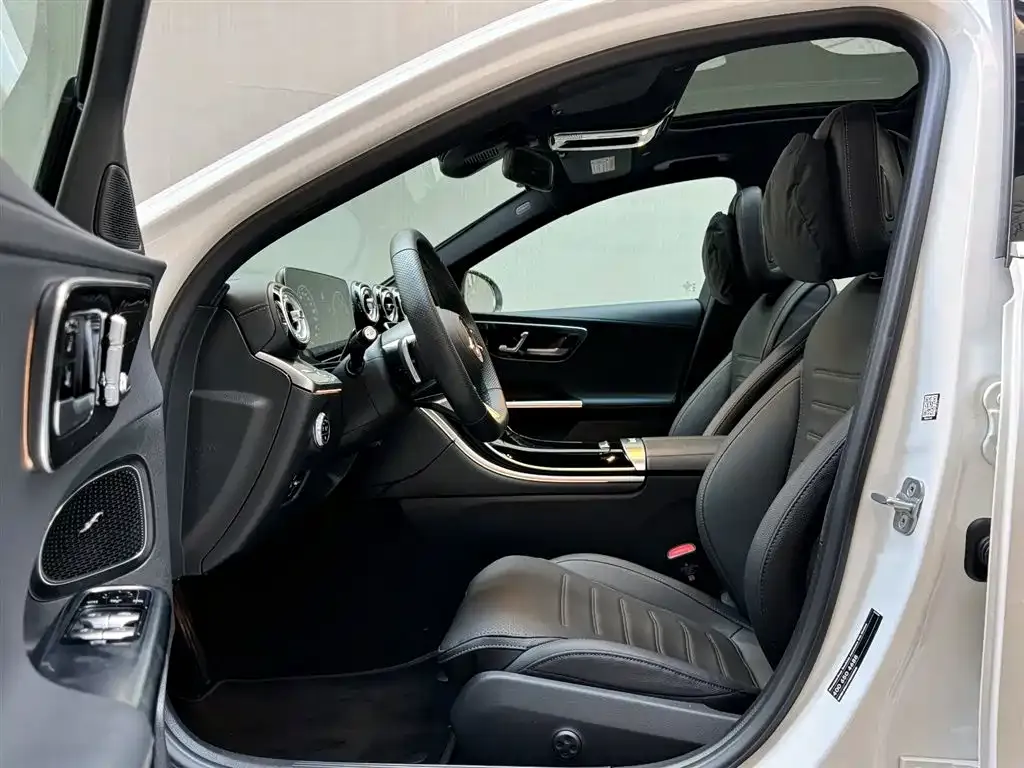 Mercedes-Benz C-Class 2025 из CN, фото 5