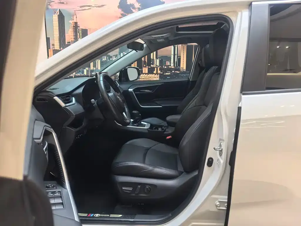 Toyota Wildlander New Energy 2021 из CN, фото 7