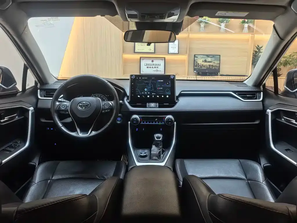Toyota Wildlander New Energy 2021 из CN, фото 8