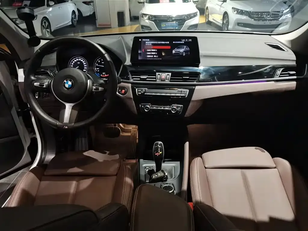 BMW X1 2021 из CN, фото 10