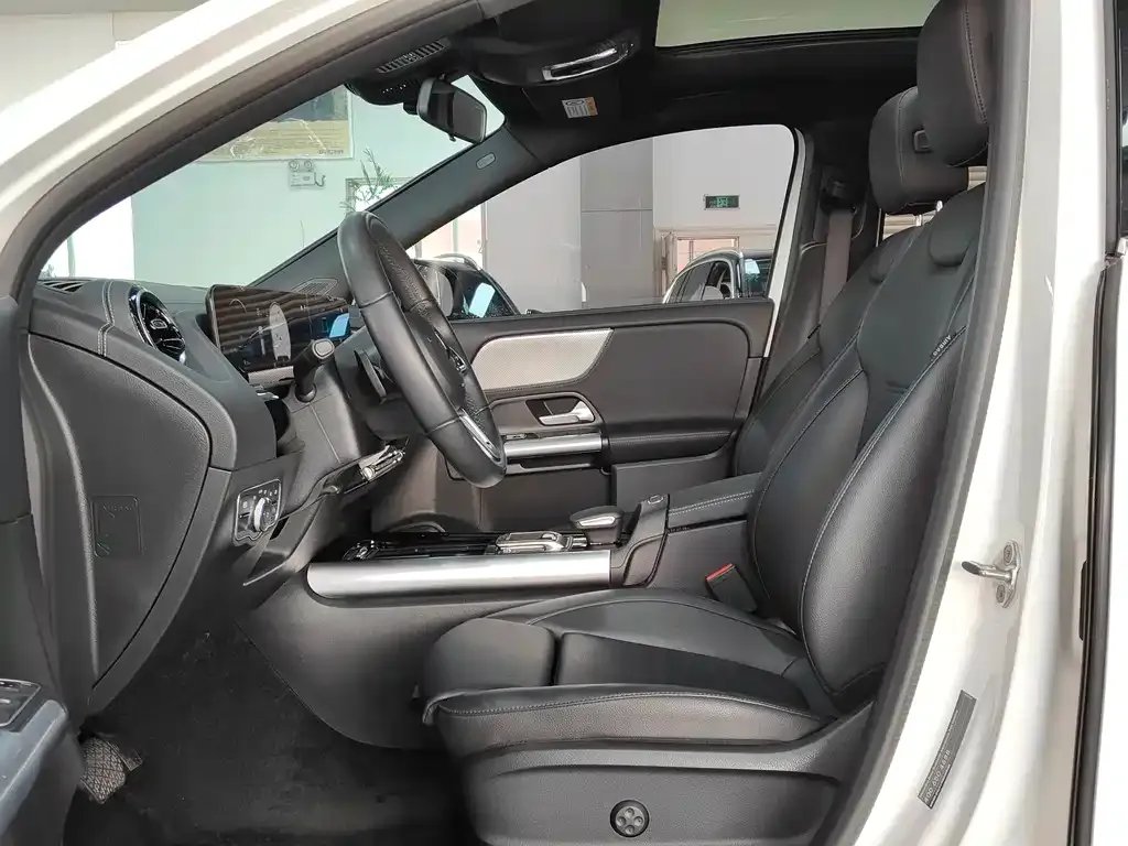 Mercedes-Benz GLA 2023 из CN, фото 2