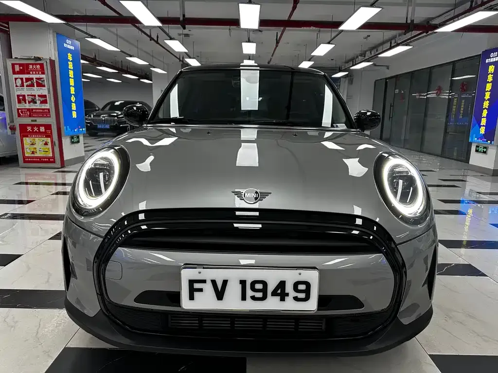 MINI Cooper (3-door) 2024 из CN, фото 3