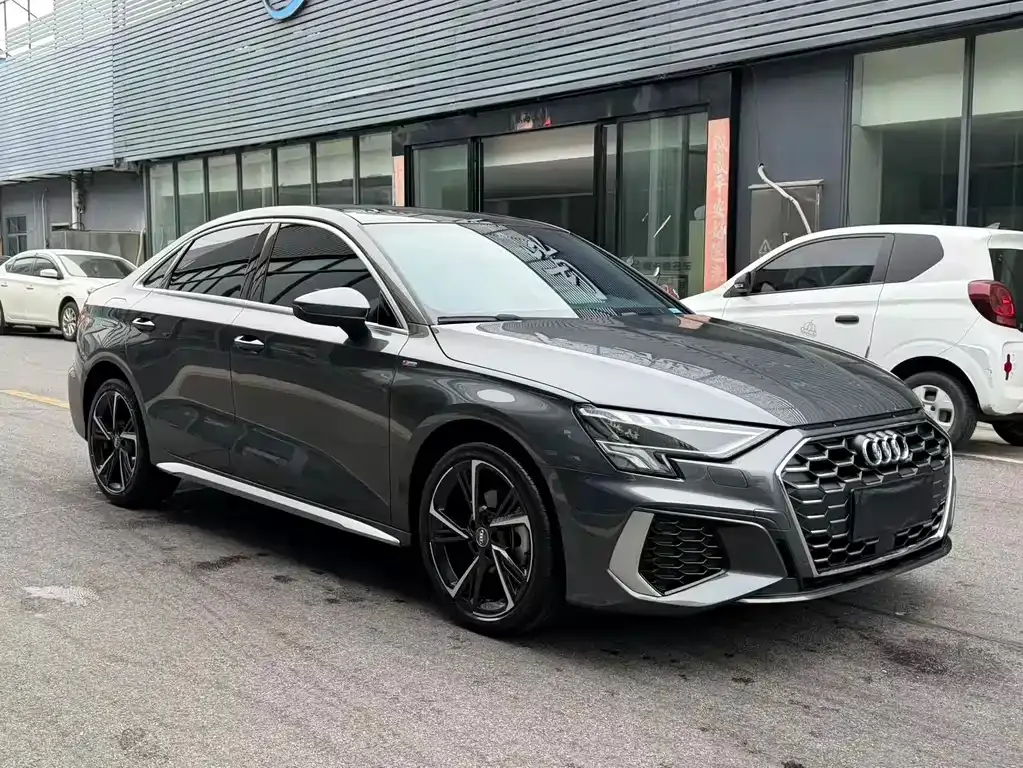 Audi A3 2022 из CN, фото 2
