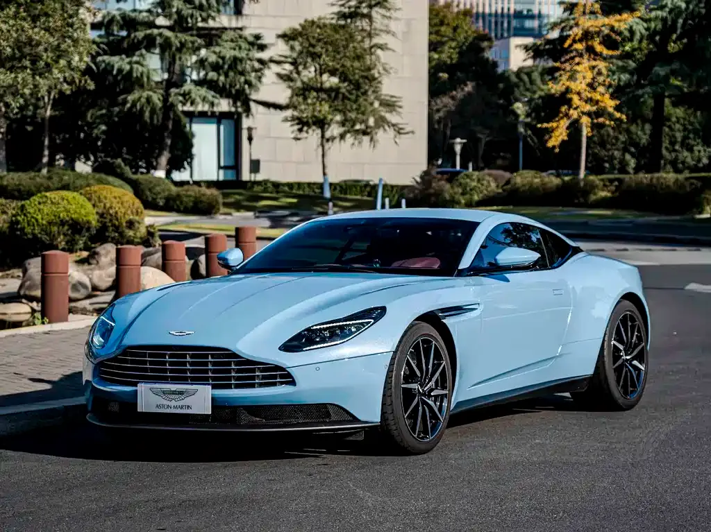 Aston Martin DB11 2024 из CN, фото 1