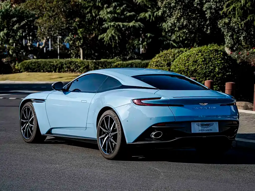 Aston Martin DB11 2024 из CN, фото 9