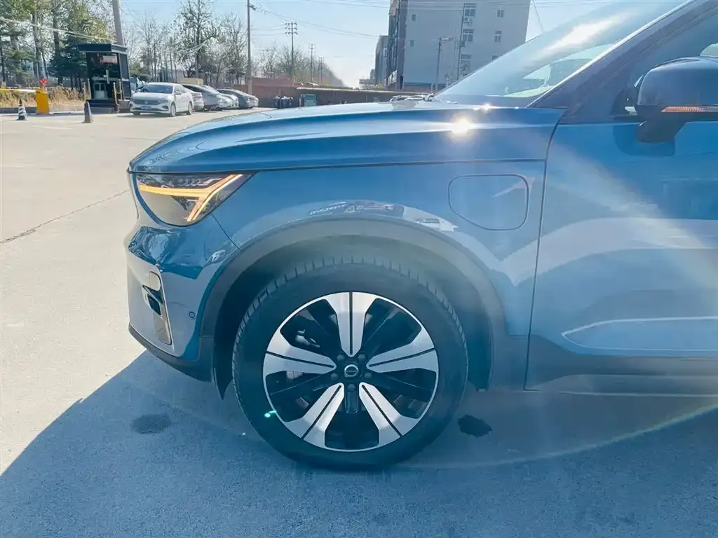 Volvo XC40 NEV 2023 из CN, фото 3