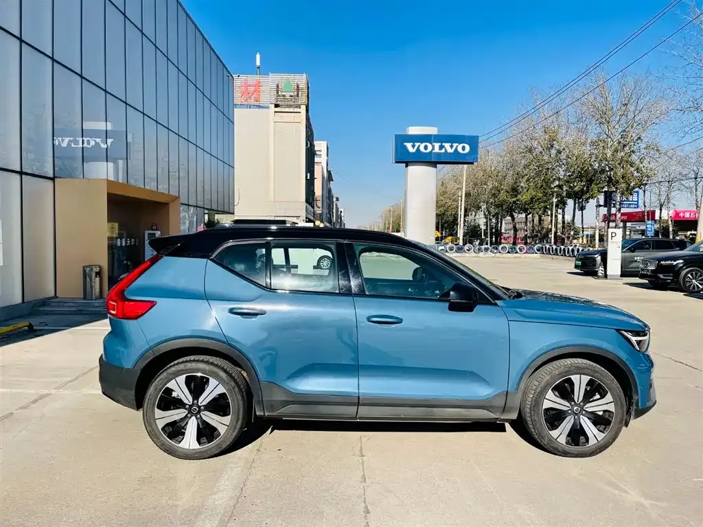 Volvo XC40 NEV 2023 из CN, фото 5