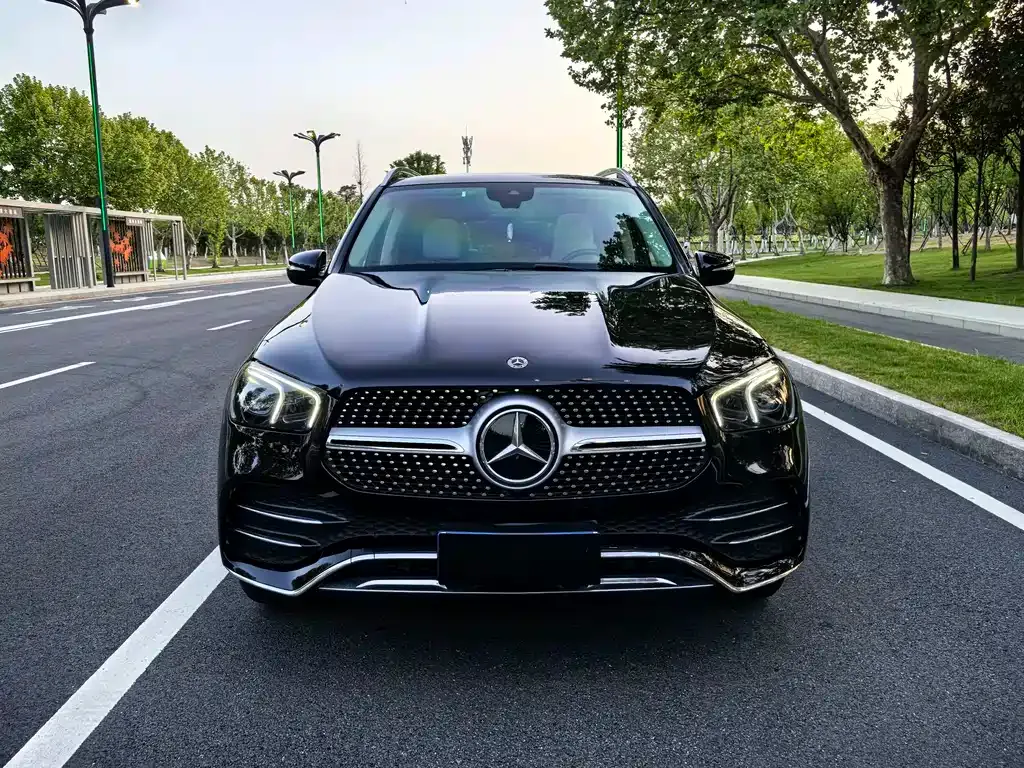 Mercedes-Benz GLE — фото 9