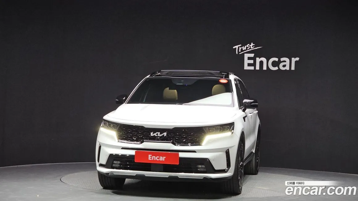 Kia Sorento — фото 6