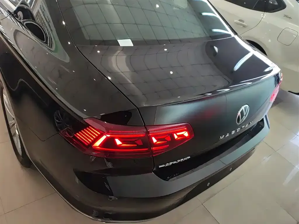 Volkswagen Magotan 2025 из CN, фото 2
