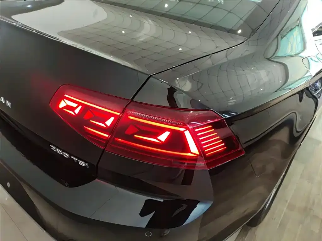 Volkswagen Magotan 2025 из CN, фото 5