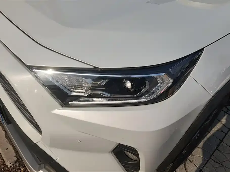 Toyota RAV4 2022 из CN, фото 5