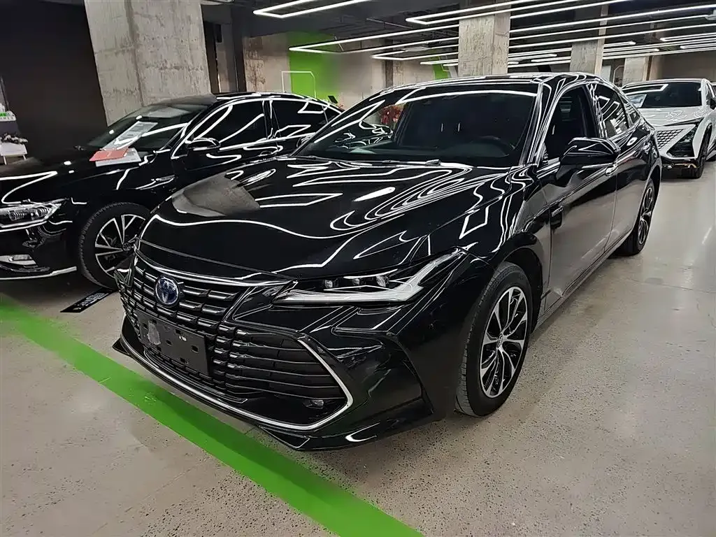 Toyota Avalon 2023 из CN, фото 1