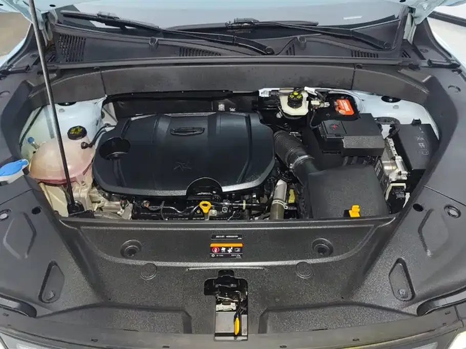 Geely Boyue L 2024 из CN, фото 2