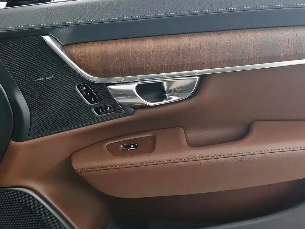 Volvo S90 2025 из CN, фото 4
