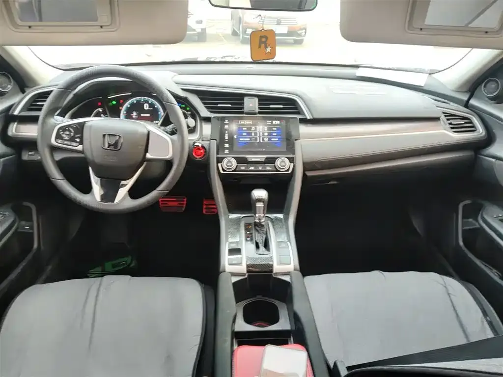 Honda Civic — фото 8