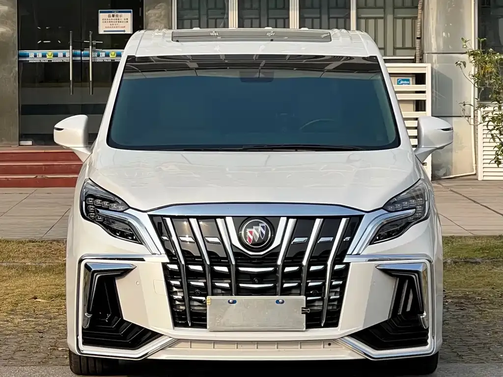 Buick GL8 2021 из CN, фото 8