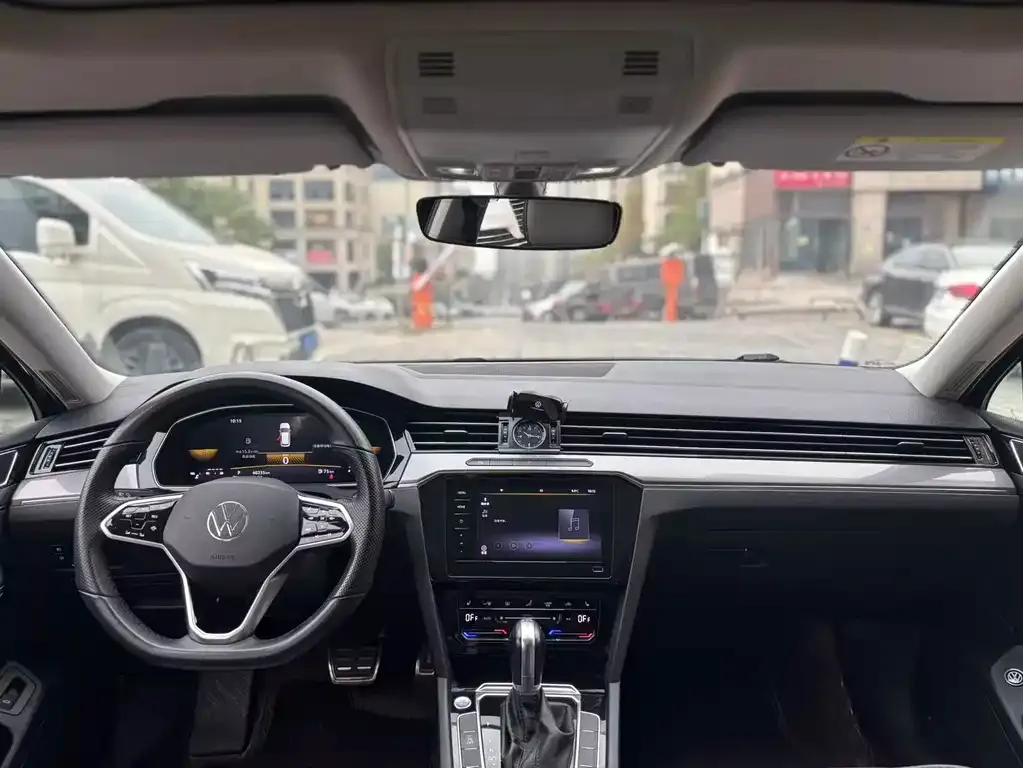 Volkswagen Magotan 2023 из CN, фото 4