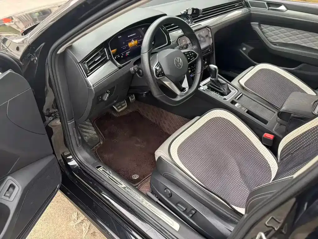Volkswagen Magotan 2023 из CN, фото 5